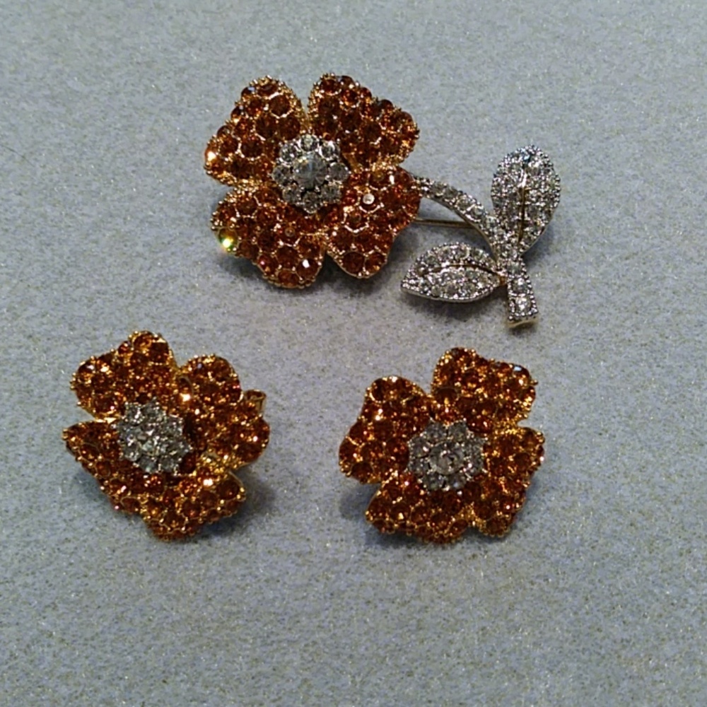 Matching set - Picture 1 of 3